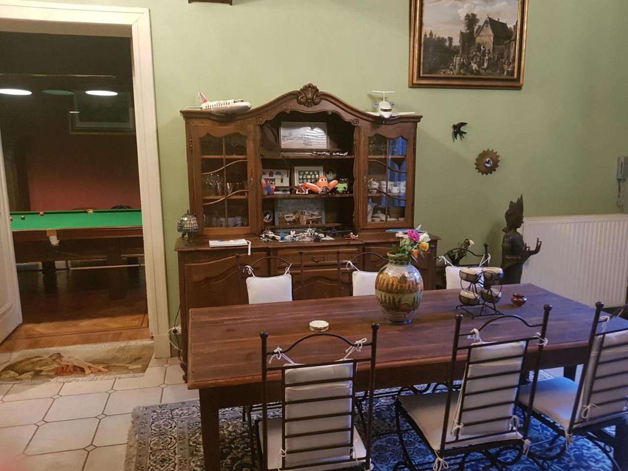 Chateau Lambert Moulinsart Hotel, Shuttle Airport, Long Term Parking, Snooker, Large Terrasse, Dinner, Breakfast Charleroi Bagian luar foto